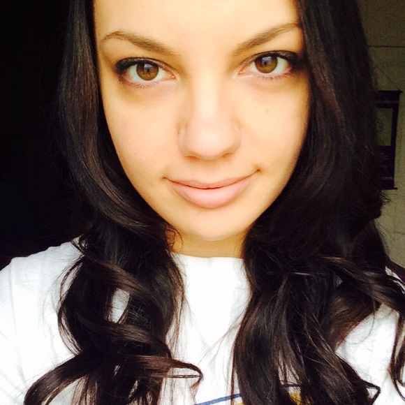 Meet your Posher, Jenna - Picture 1 of 1